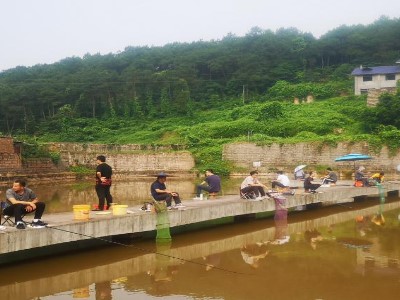 釣魚協(xié)會第一屆釣魚比賽